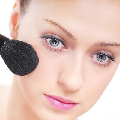 Trang điểm cô dâu