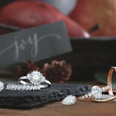 5 màn cầu hôn lãng mạn và ấn tượng của sao Việt trong 2018